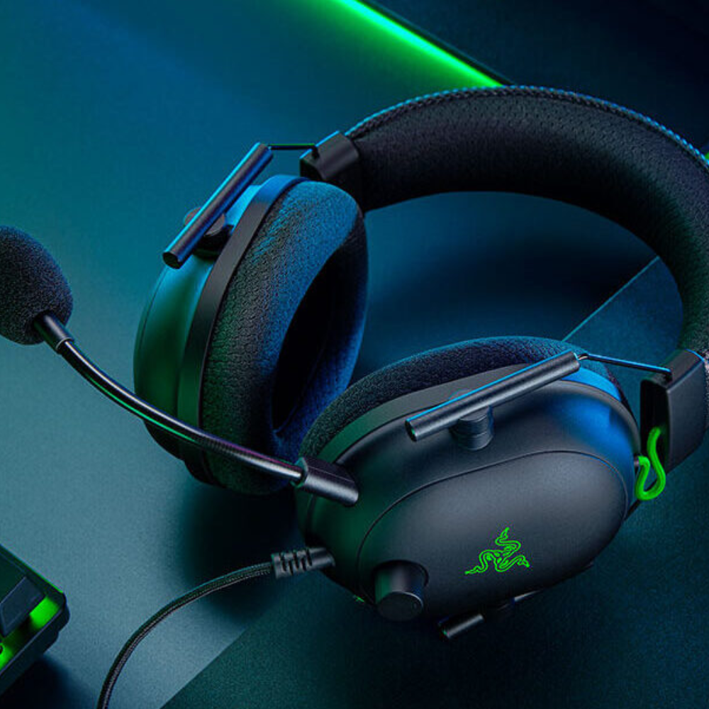 Razer BlackShark V2 Gaming Headset THX Spatial Audio w USB Sound Card - Image 3